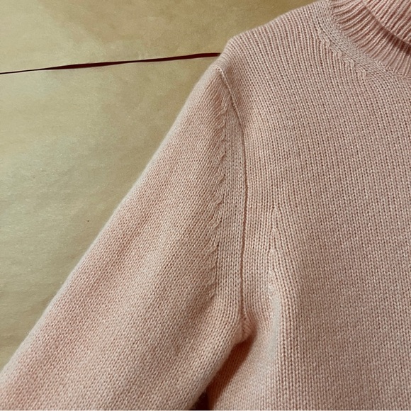 Aritzia | NWOT Wilfred Luxe Cashmere Jara Sweater Turtleneck Coral Blush Size XS - Picture 6 of 13